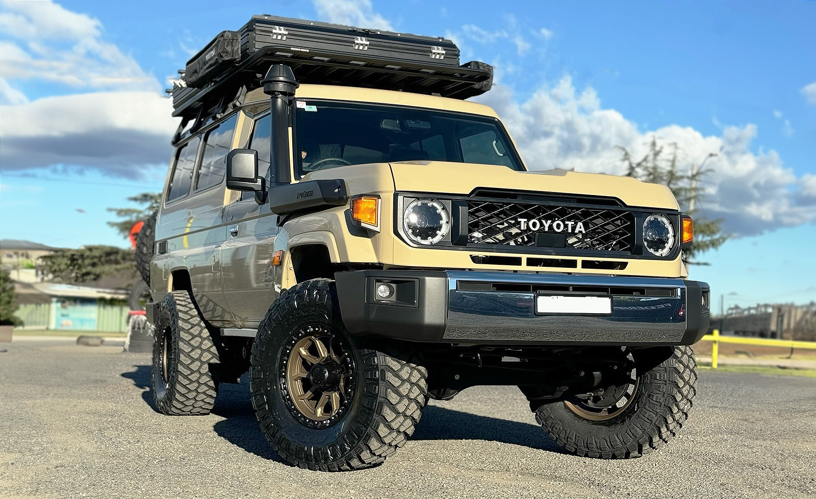 TOYOTA LAND CRUISER 70 SERIES WHEELS BLACK ROCK COBRA 5S DARK BRONZE BLACK RING 17 INCH RIMS